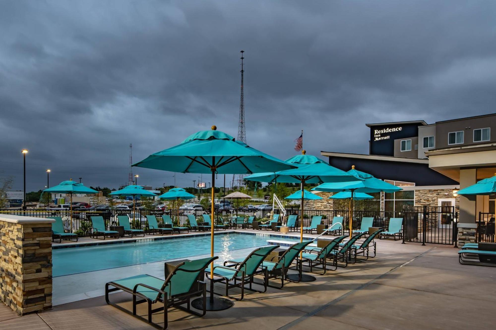 Residence Inn By Marriott Dallas At The Canyon Exterior photo